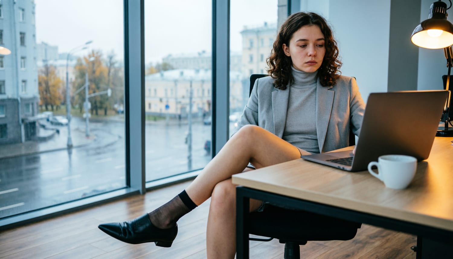 Поза, привычки и «отсиженная» нога